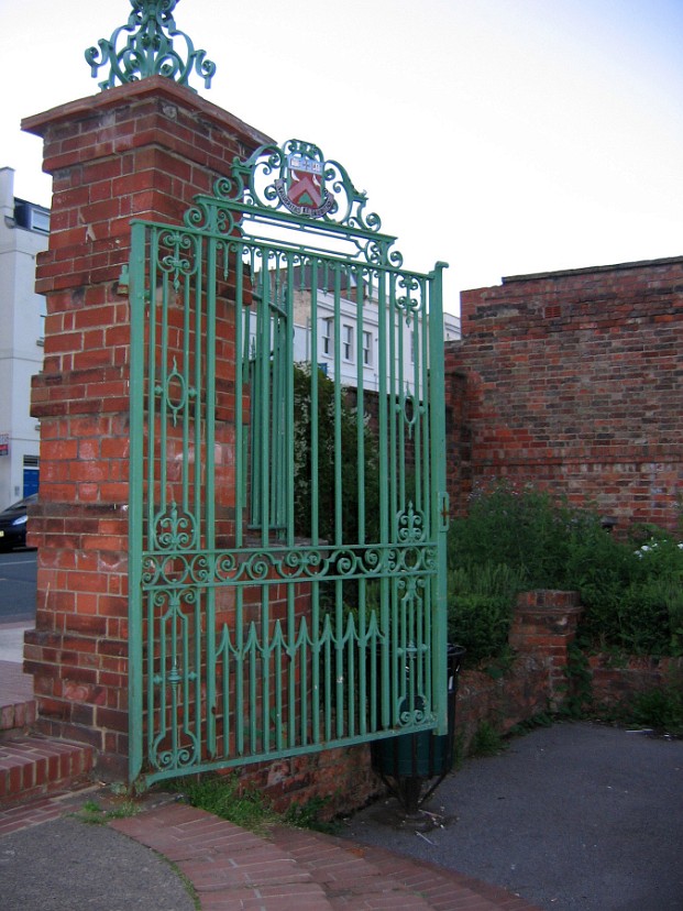 Green Gate 2 Green Gate 2