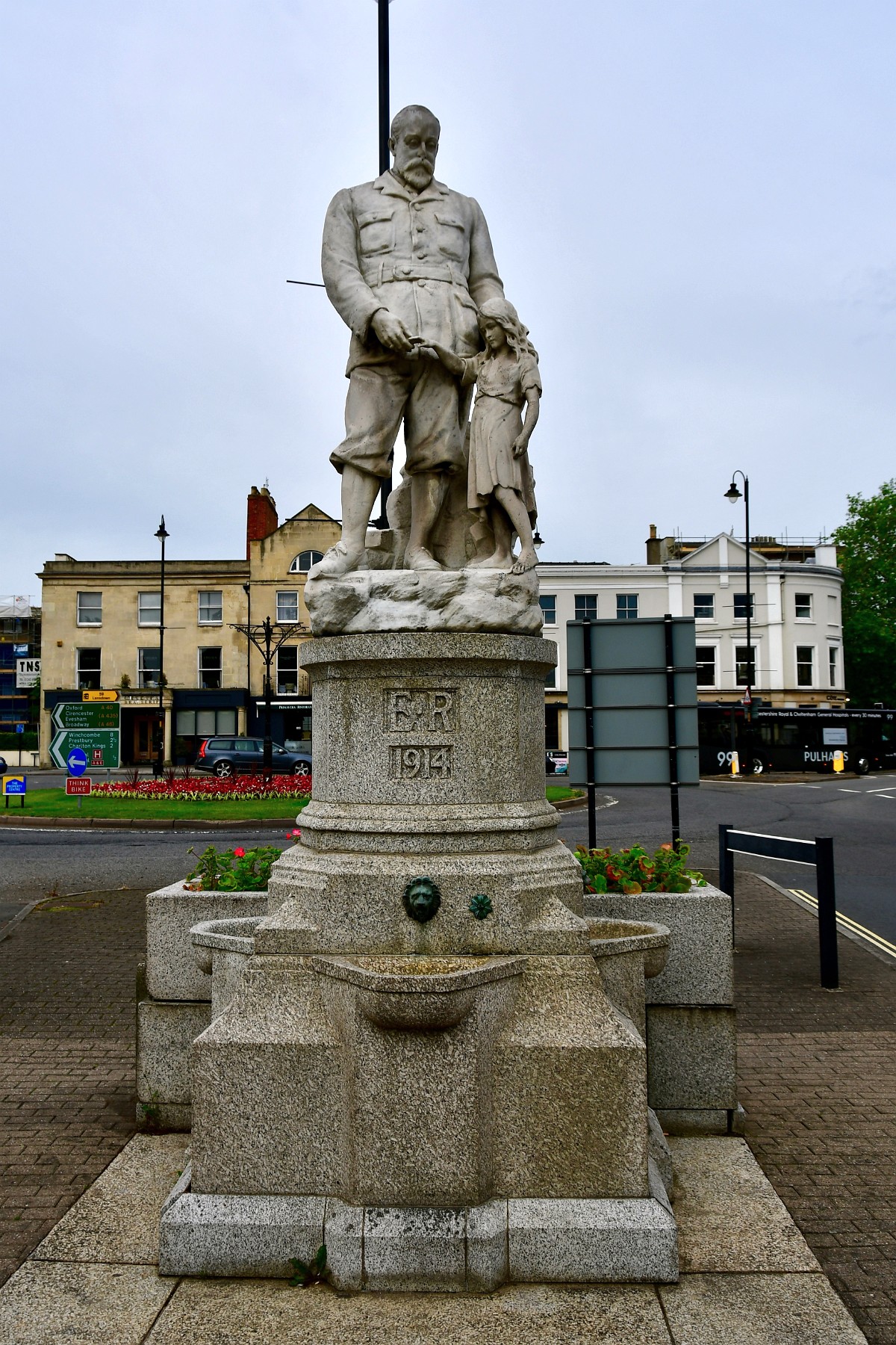 King Edward VI Memorial Statue 